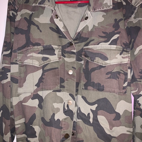 Jacket - Picture 3 of 5